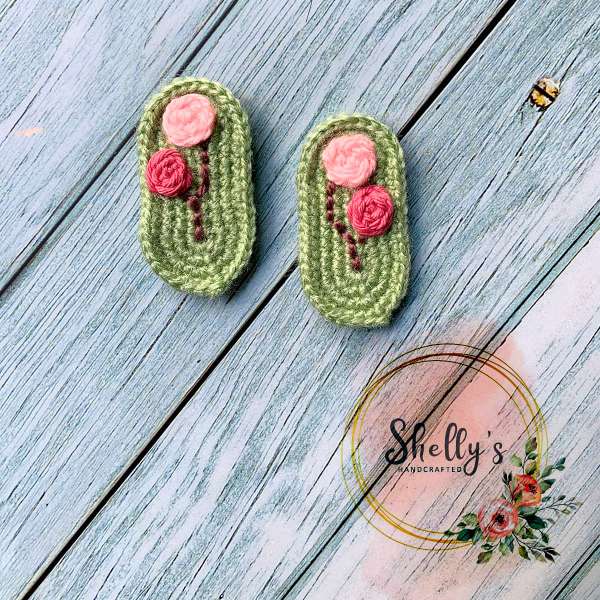 Crochet flower clip 
